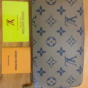 Louis Vuitton wallet